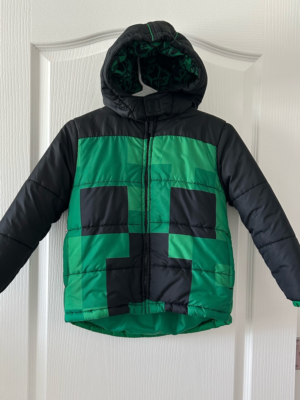 Kids Minecraft Winter jacket Hooded Size7/8